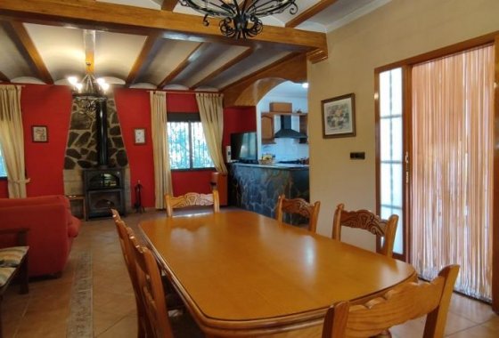 Resale - Villa - Villalonga