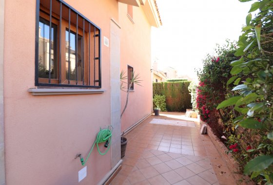 Resale - Villa - Algorfa - La finca Golf