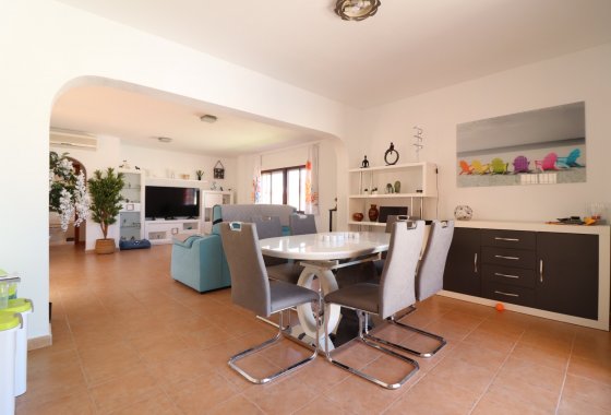 Resale - Villa - Formentera del Segura - Euroroda