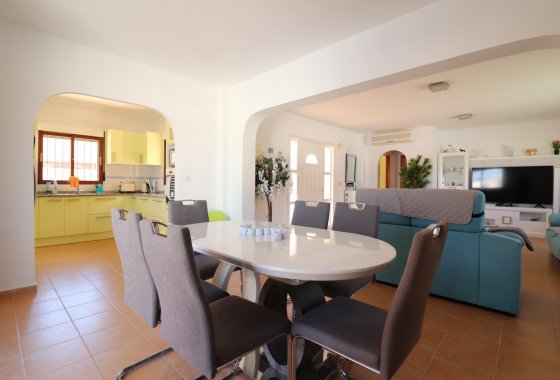 Resale - Villa - Formentera del Segura - Euroroda