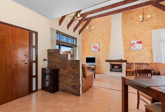 Resale - Villa - Algorfa