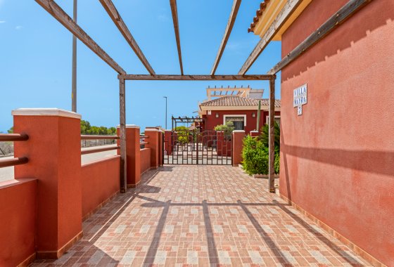 Resale - Villa - Algorfa