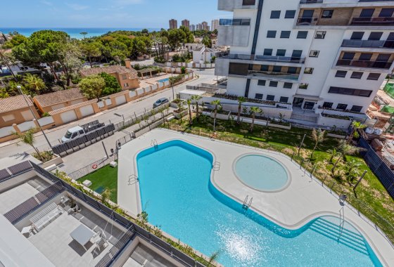 Resale - Apartment - Orihuela Costa - Campoamor