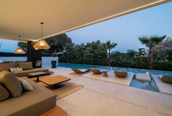 Resale - Villa - Marbella - Nagueles