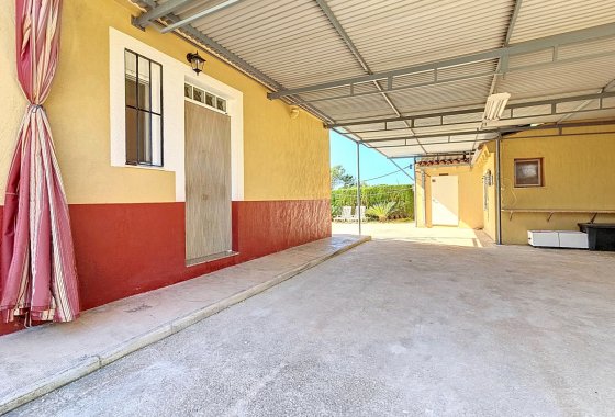 Resale - Villa - Caudete