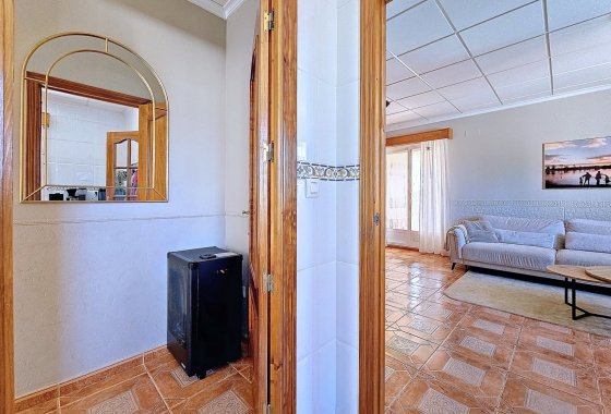 Resale - Villa - Caudete