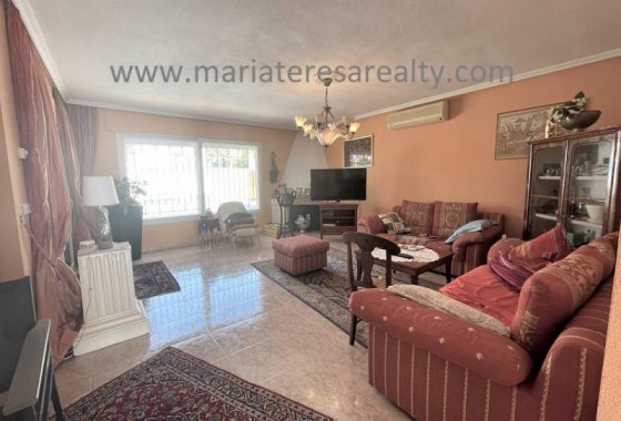 Resale - Villa - Los Urrutias - El Carmoli