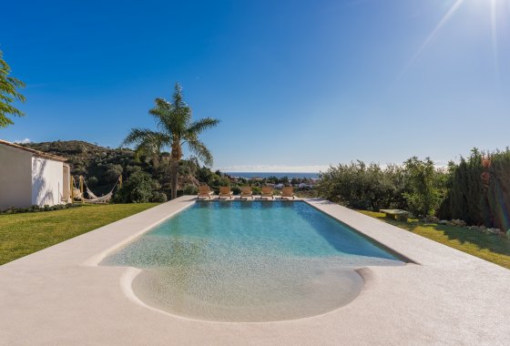 Reventa - Villa - Estepona