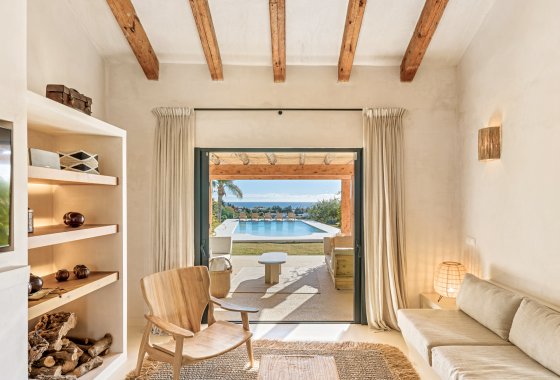 Reventa - Villa - Estepona