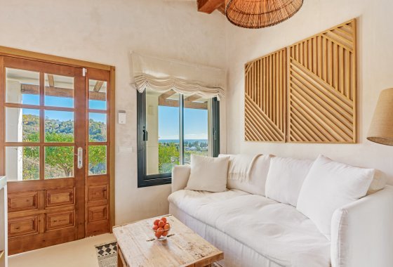 Reventa - Villa - Estepona