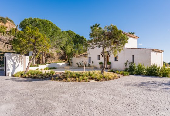 Reventa - Villa - Estepona