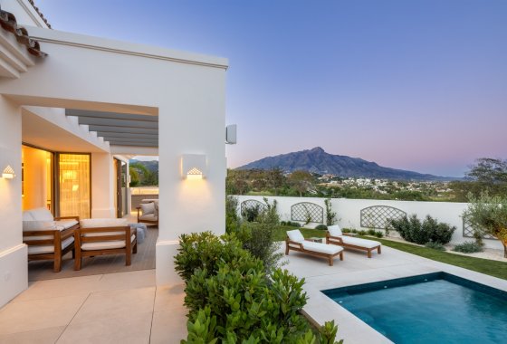 Resale - Villa - Benahavis - La Quinta