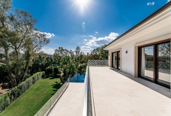 Wiederverkauf - Villa - Marbella - Nueva Andalucía