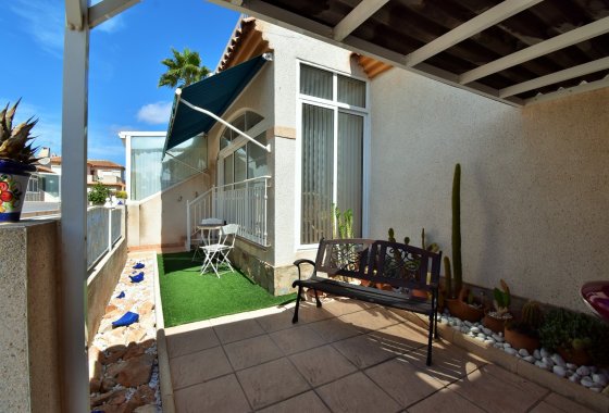 Resale - Villa - Orihuela Costa - Playa Flamenca