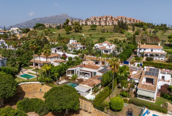 Wiederverkauf - Villa - Marbella - Nueva Andalucía