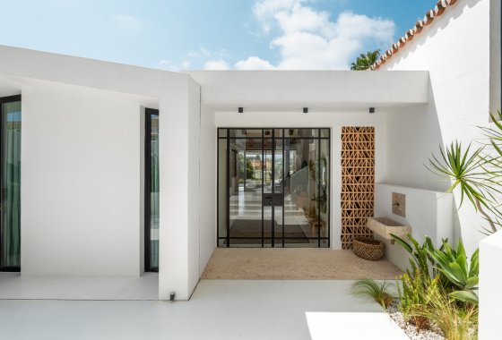 Reventa - Villa - Marbella - Nueva Andalucía