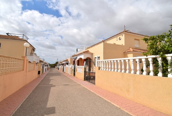 Reventa - Villa - Orihuela Costa - Playa Flamenca