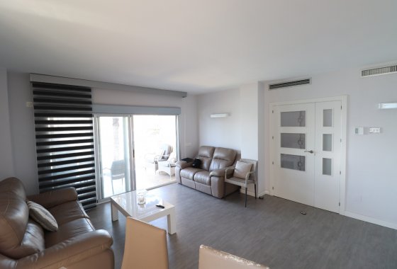 Resale - Apartment - Torrevieja - Playa del Cura