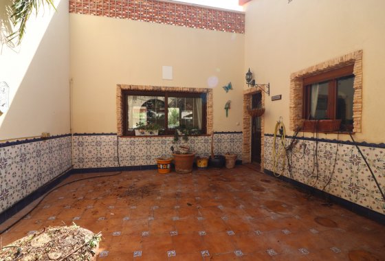 Resale - Villa - Formentera del Segura - Euroroda