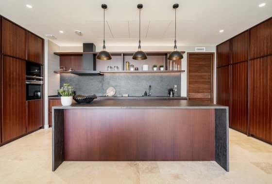 Resale - Apartment - Malaga - Casares