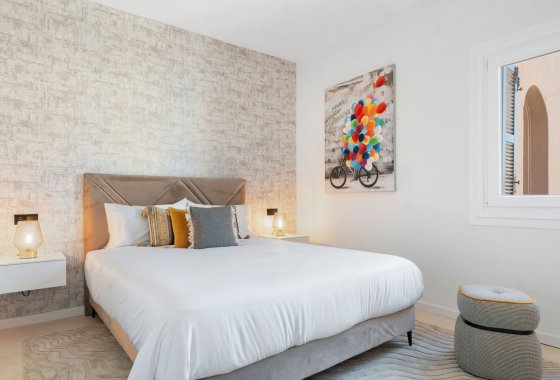 Resale - Apartment - Marbella - Nueva Andalucía