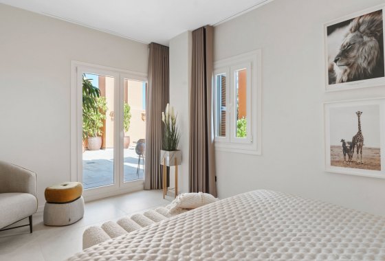 Resale - Apartment - Marbella - Nueva Andalucía