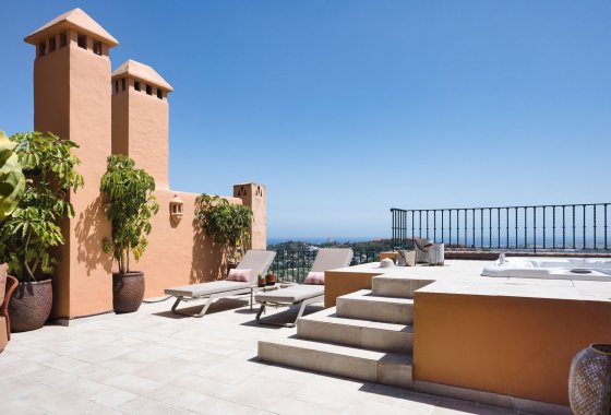 Resale - Apartment - Marbella - Nueva Andalucía