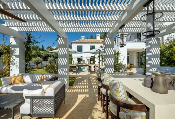 Resale - Villa - Marbella - Sierra Blanca