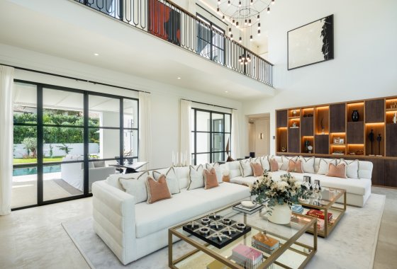 Resale - Villa - Marbella - Sierra Blanca