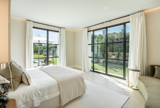 Resale - Villa - Marbella - Sierra Blanca