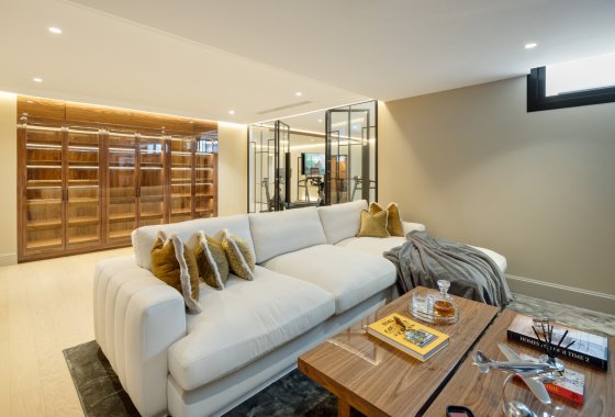 Resale - Villa - Marbella - Sierra Blanca