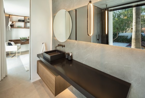 Resale - Villa - Marbella - Nueva Andalucía