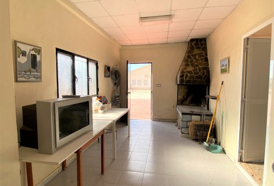 Resale - Country House - Sax