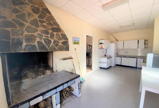 Resale - Country House - Sax