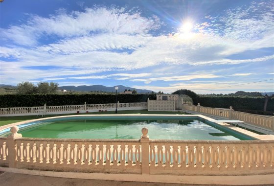 Resale - Country House - Sax