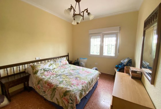 Resale - Country House - Sax