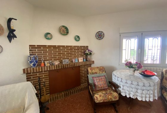 Resale - Country House - Sax