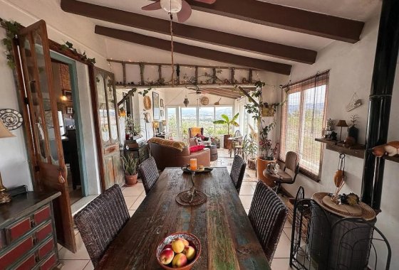 Wiederverkauf - Villa - Sax