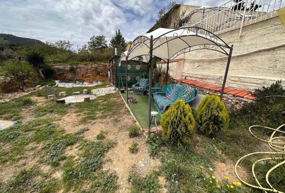 Wiederverkauf - Villa - Sax