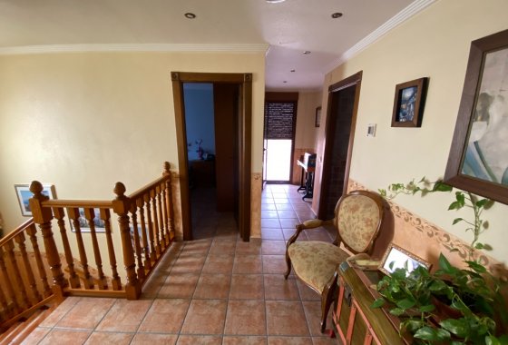 Reventa - Adosado - Sax