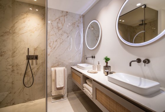 Resale - Apartment - Benahavis - La Quinta