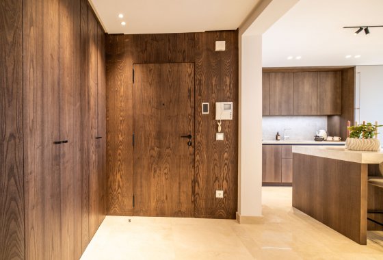 Resale - Apartment - Benahavis - La Quinta