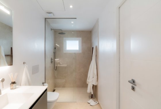 Resale - Apartment - Marbella - Puerto Banús