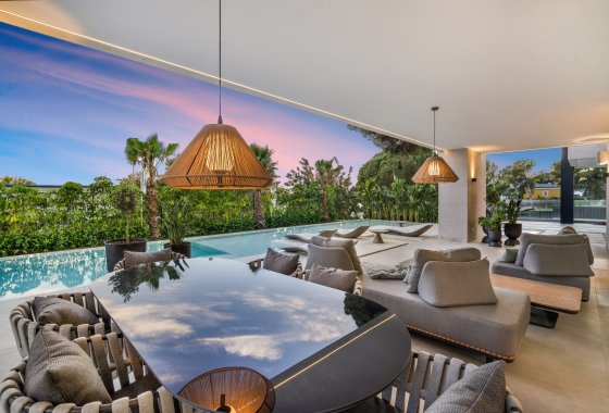 Resale - Villa - Marbella - Nagueles