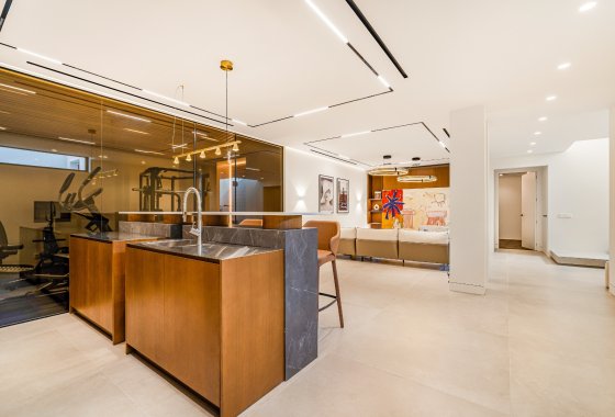 Resale - Villa - Marbella - Nagueles