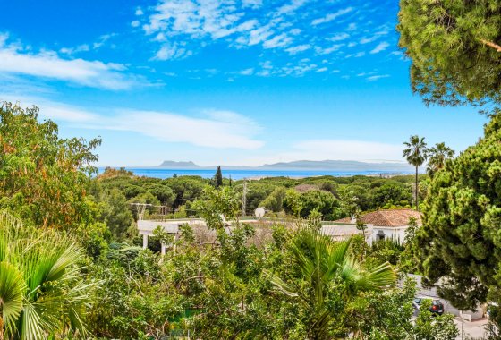 Resale - Villa - Marbella - Nagueles