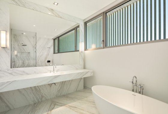 Resale - Villa - Malaga - Casares