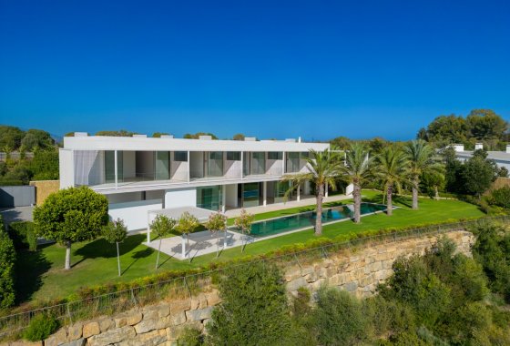Resale - Villa - Malaga - Casares