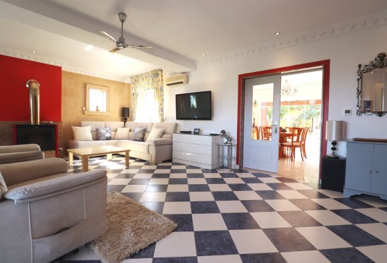 Resale - Villa - Algorfa - Lomas de La Juliana