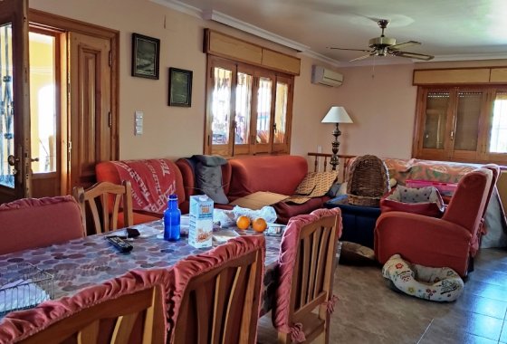 Reventa - Villa - Benillup